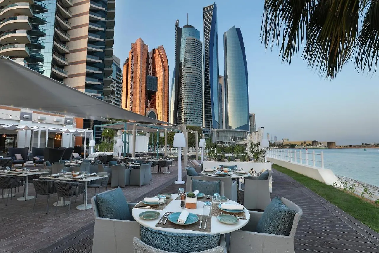 Khalidiya Palace Rayhaan By Rotana, Abu Dabi