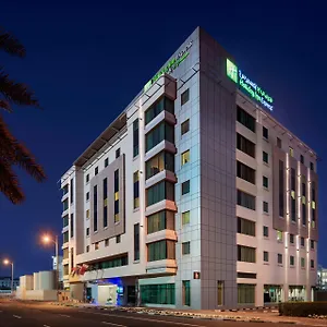 *** Hotel Express Dubai, Jumeirah By Ihg Emirados Árabes Unidos